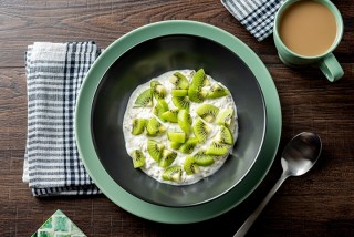 Yogur de miel con cereal de avena