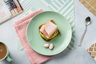 Avocado-cucumber paste and ham sandwich