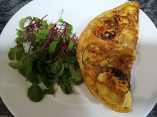 Omelette with courgette and salmon
