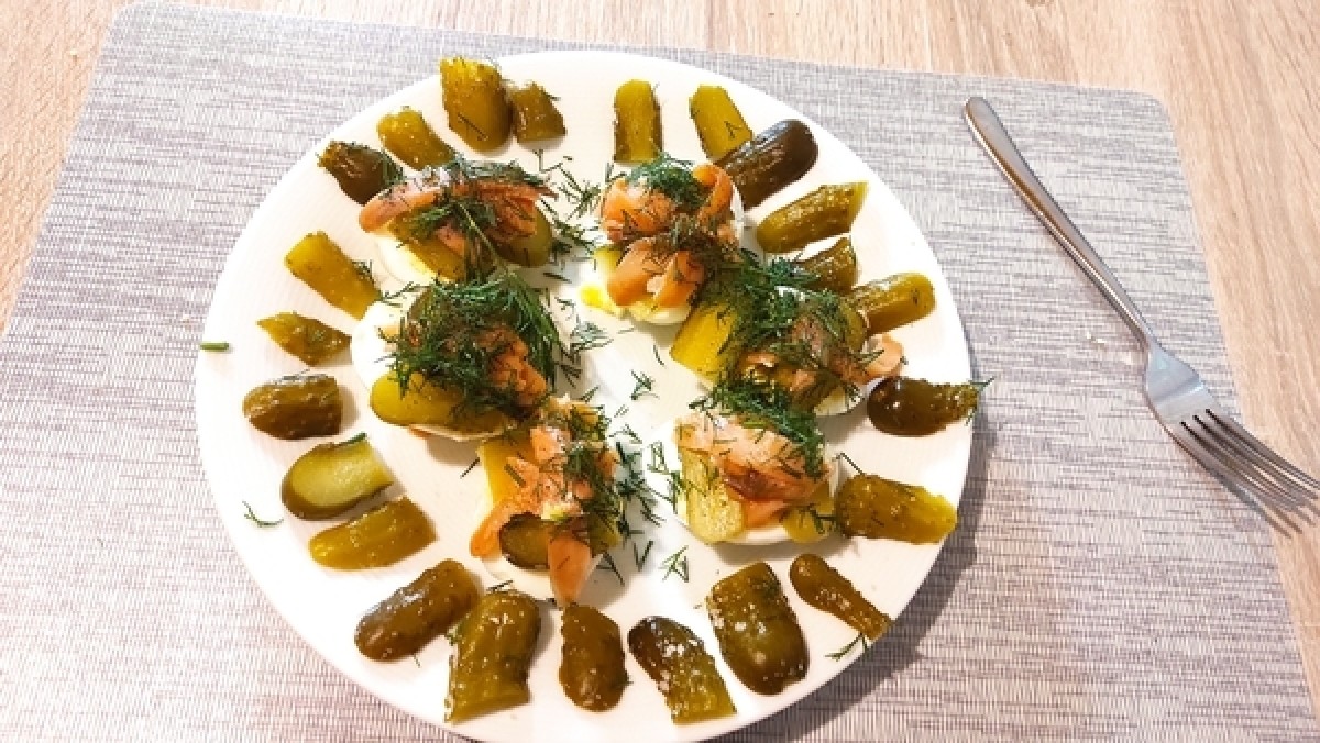 Eggs with salmon