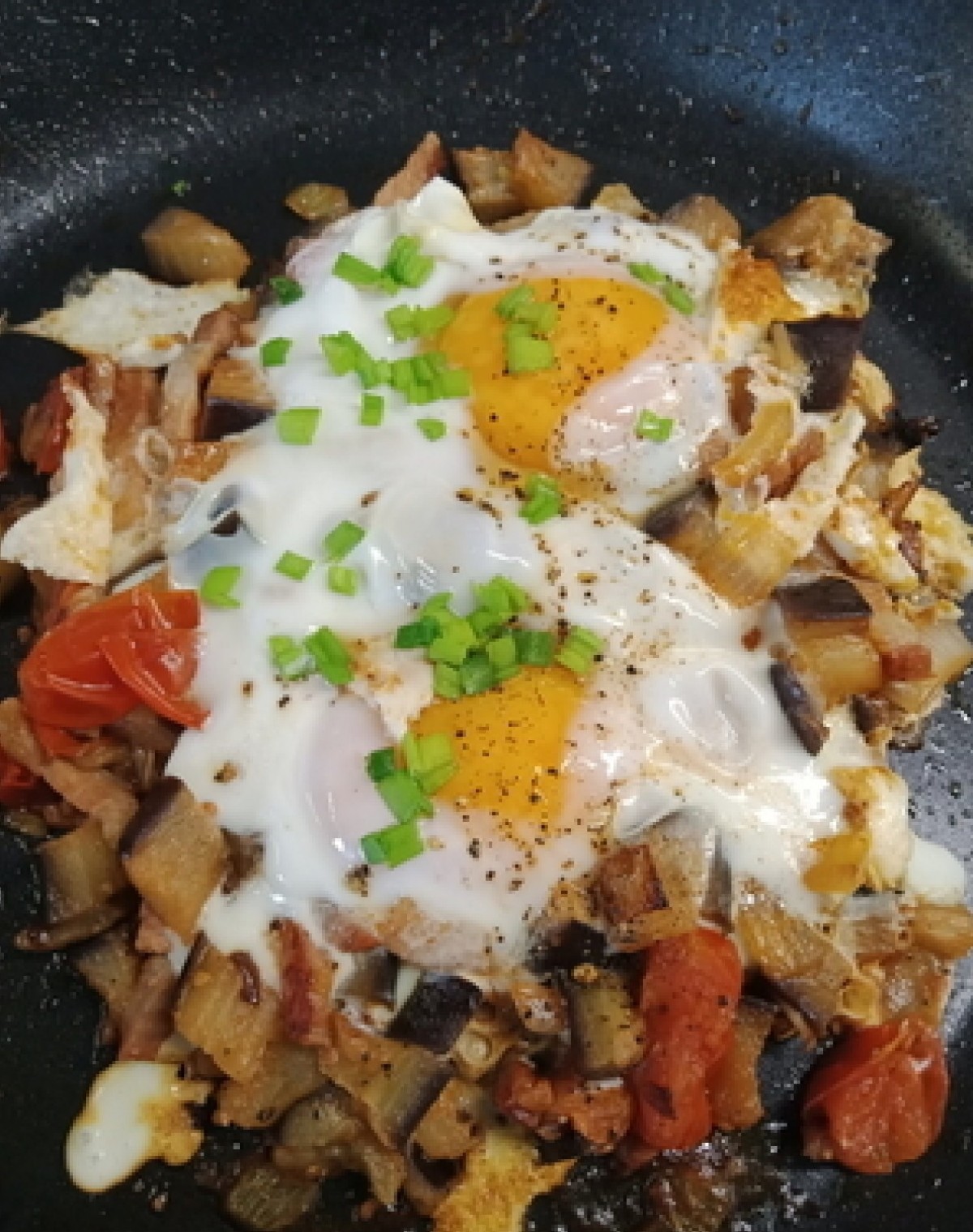 Shakshuka with aubergine and bacon