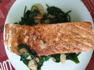 Stewed salmon with spinach