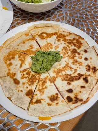 Quesadilla with chorizo