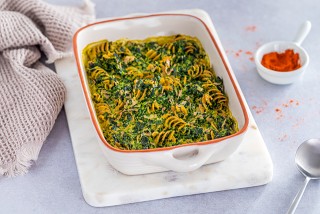 Gratin de pâtes aux épinards, jambon et fromage