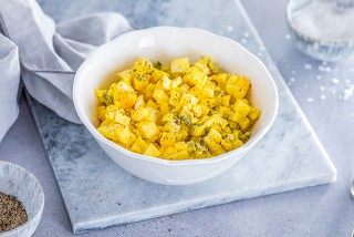Salade d'œufs aux pommes et au curry