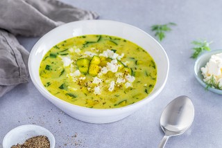 Soupe de courgette, pommes de terre et feta