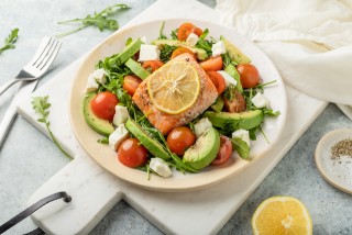 Insalata di salmone al forno