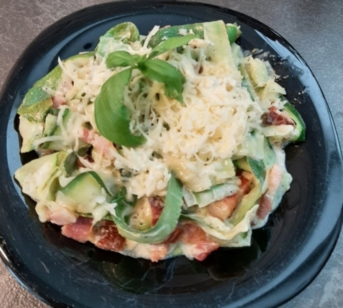 Tagliatelles de courgettes à la carbonara