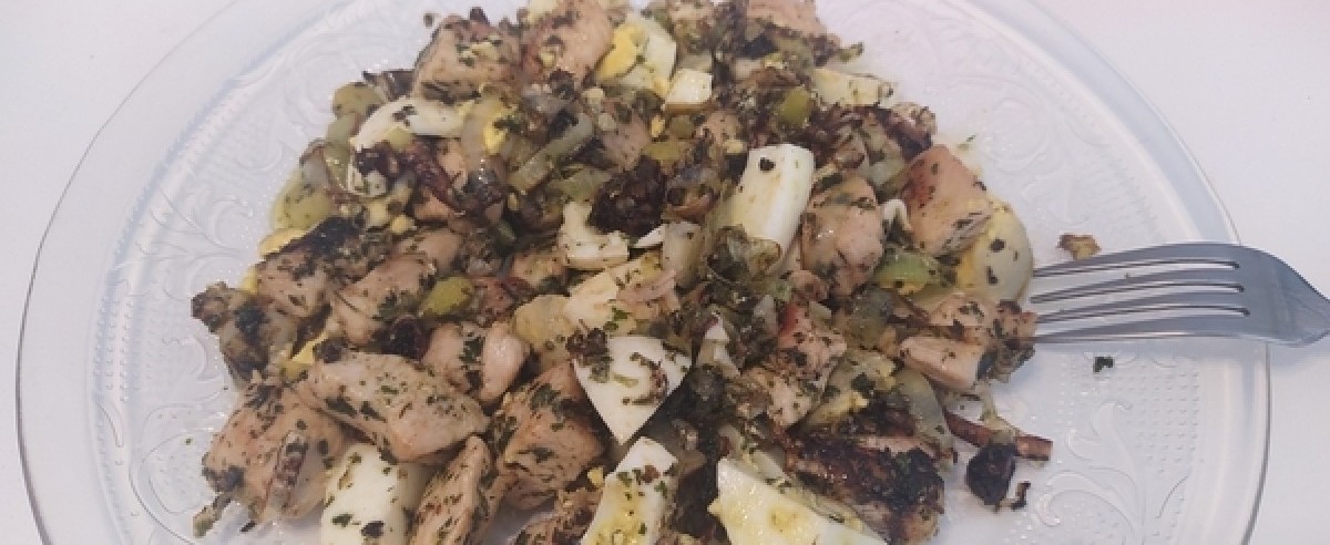 Poulet aux œufs et poireaux