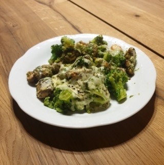 Zalm met broccoli en mozzarella