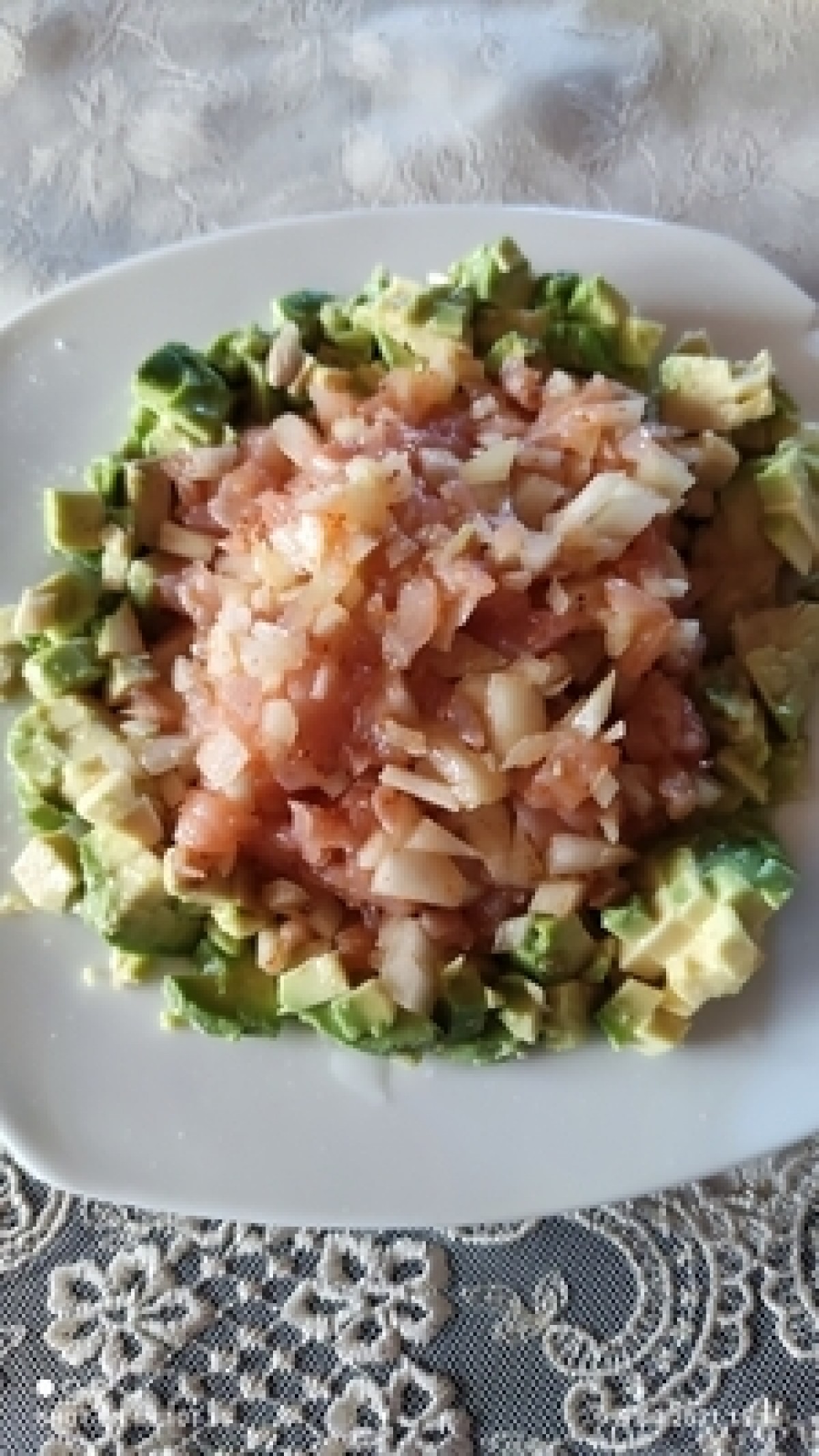 Tartare de saumon et avocat