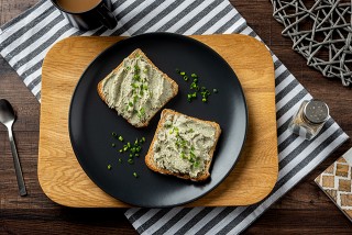 Sandwiches mit Pilzpastete