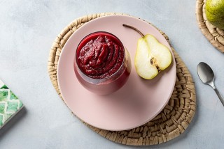 Beetroot and pear smoothie