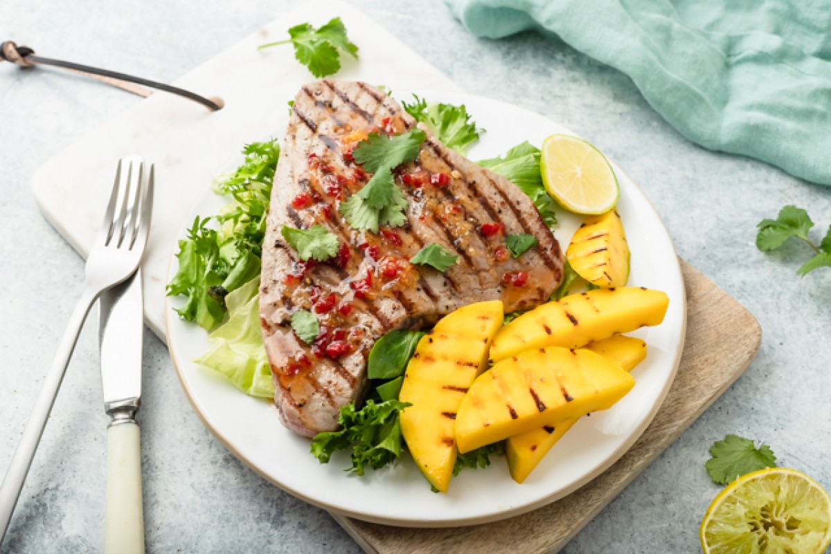 Tonijnsteak met mango