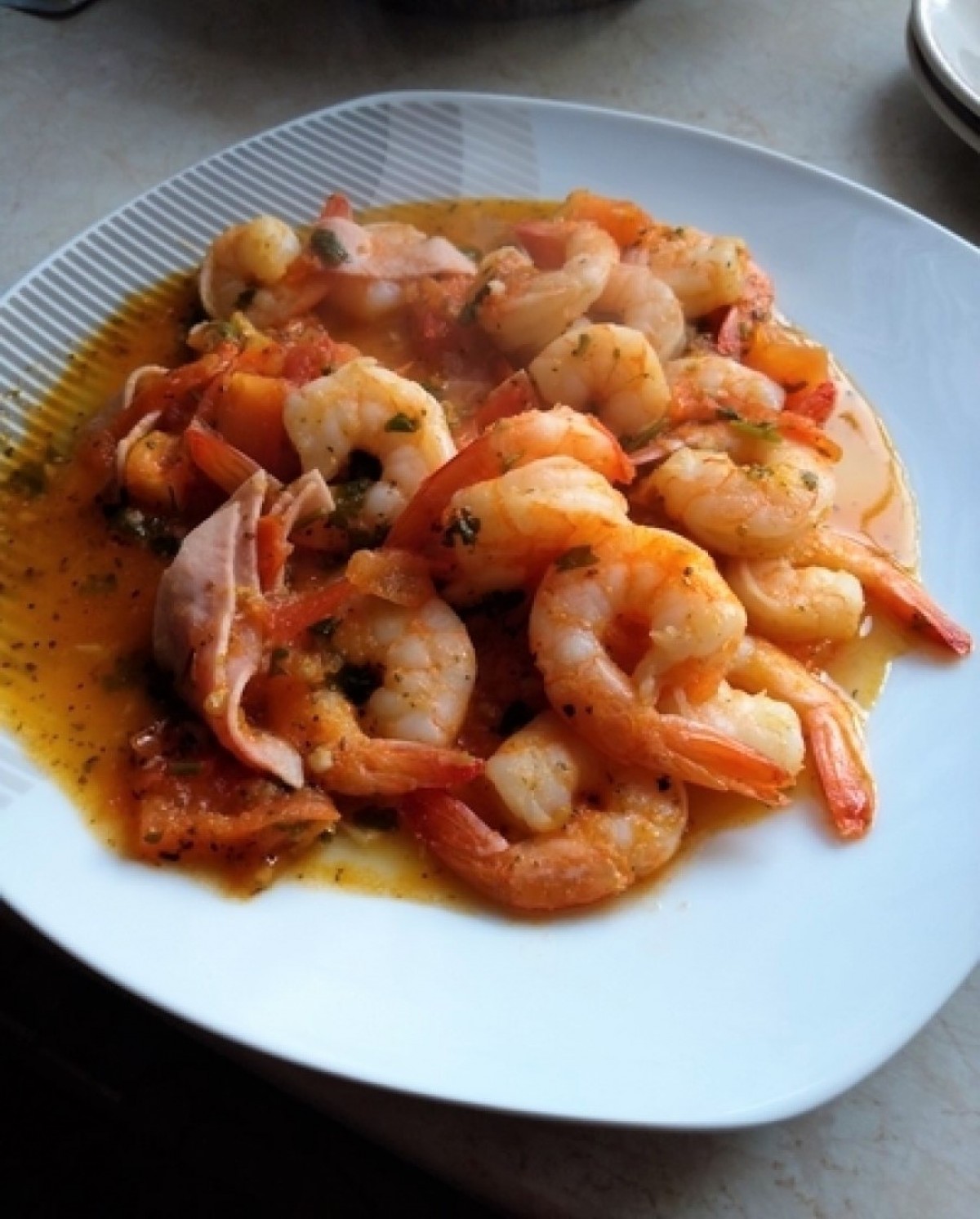 Shrimps with ham and toast