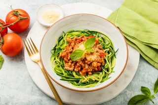 Courgette spaghetti with bolognese sauce