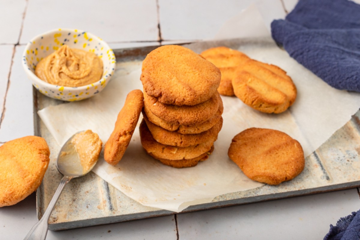 Galletas keto con mantequilla de maní