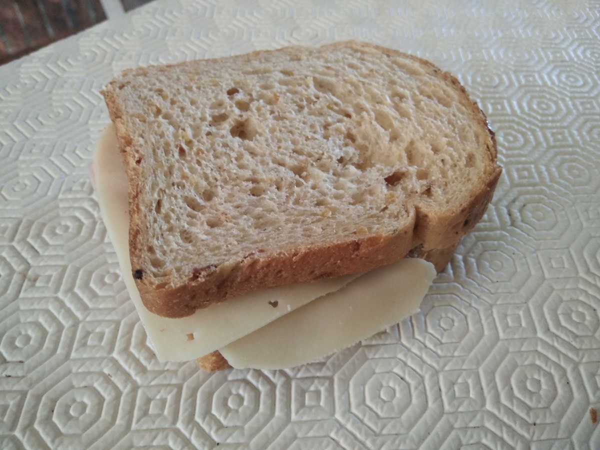 Toast Pan Bauletto Cereali Edammer e prosciutto cotto