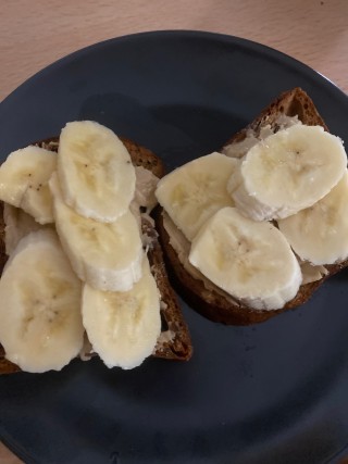 Peanut butter bread with banana