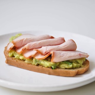 Brötchen del Putamole (Putamole heißt Putenbrust und Guacamole)