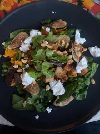 Grilled tofu with goat cheese and spinach