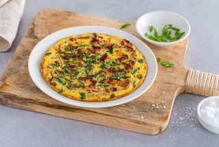 Omelette with chanterelles