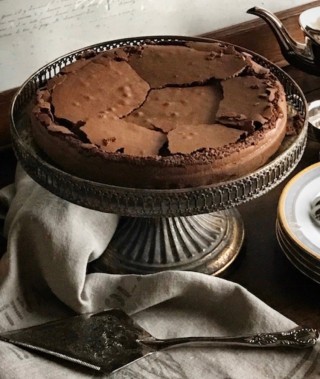 TORTA MOUSSE AL CIOCCOLATO AL FORNO