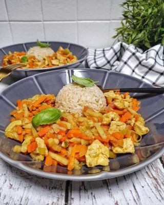 Vegetable chicken with rice