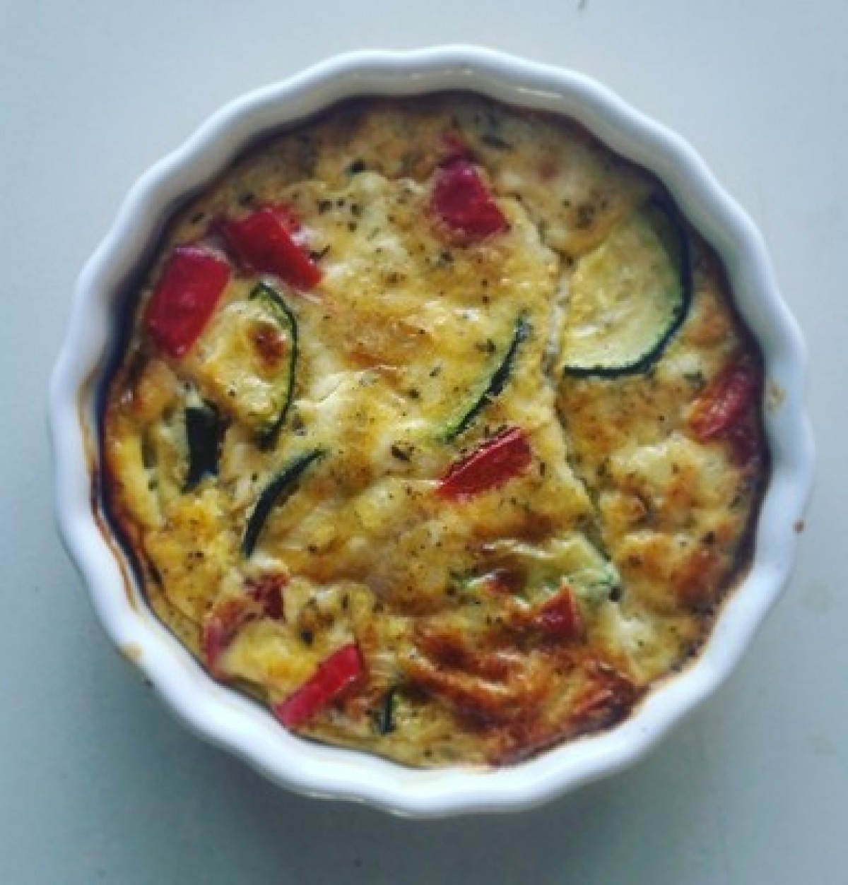 Cheese, pepper and courgette frittata