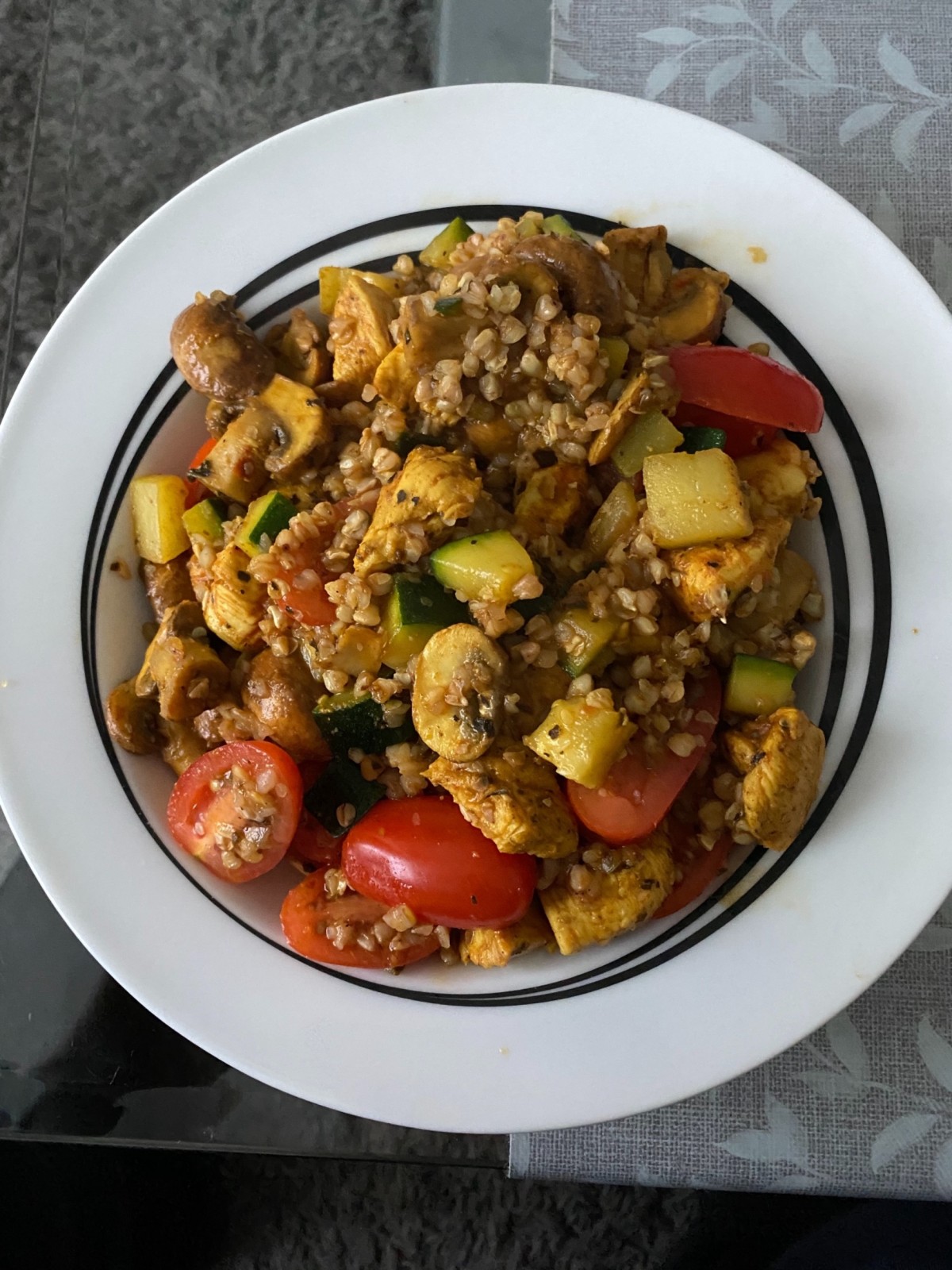 Buckwheat groats with turkey, mushrooms and courgette