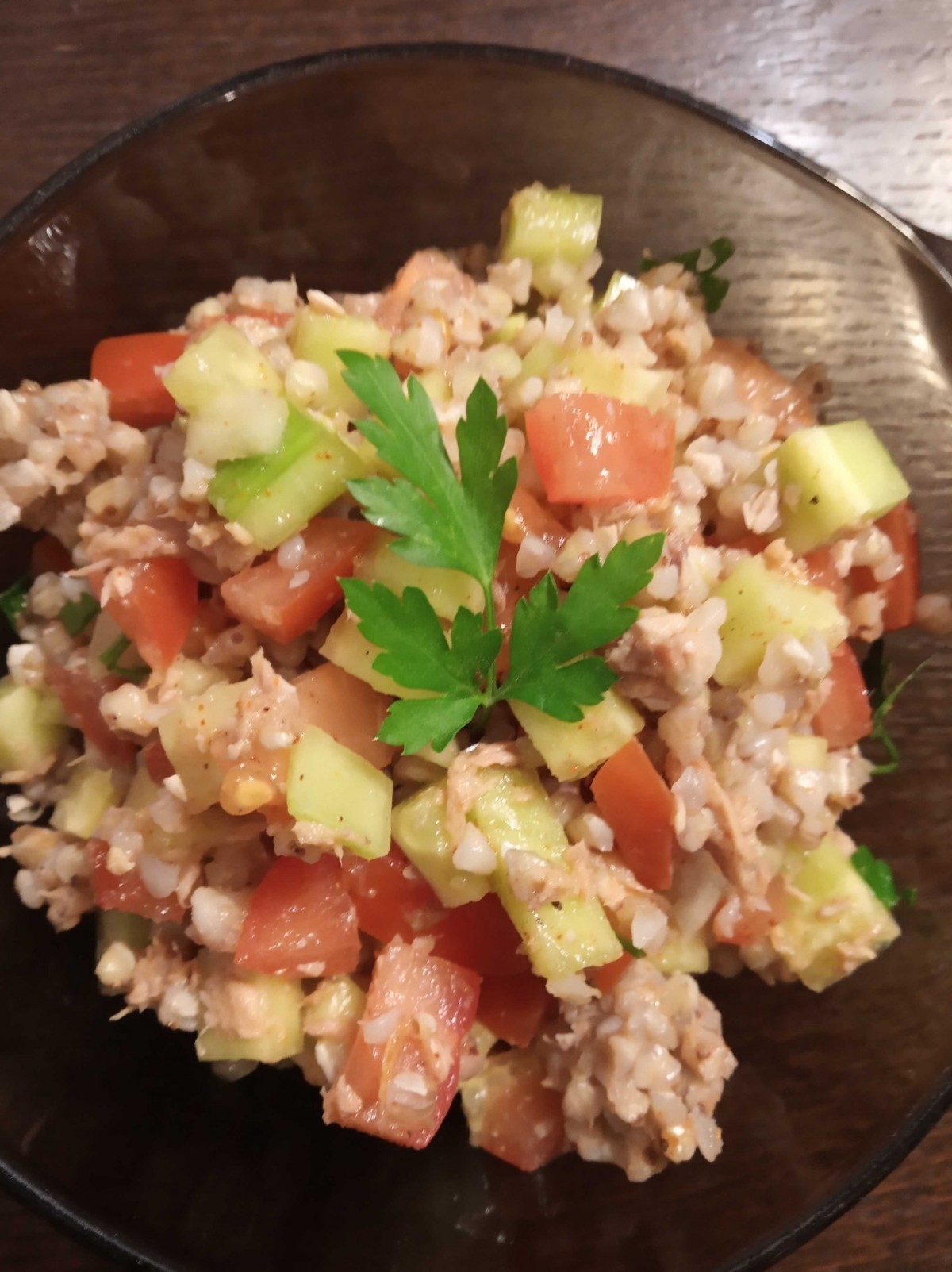 Salad with buckwheat groats and tuna