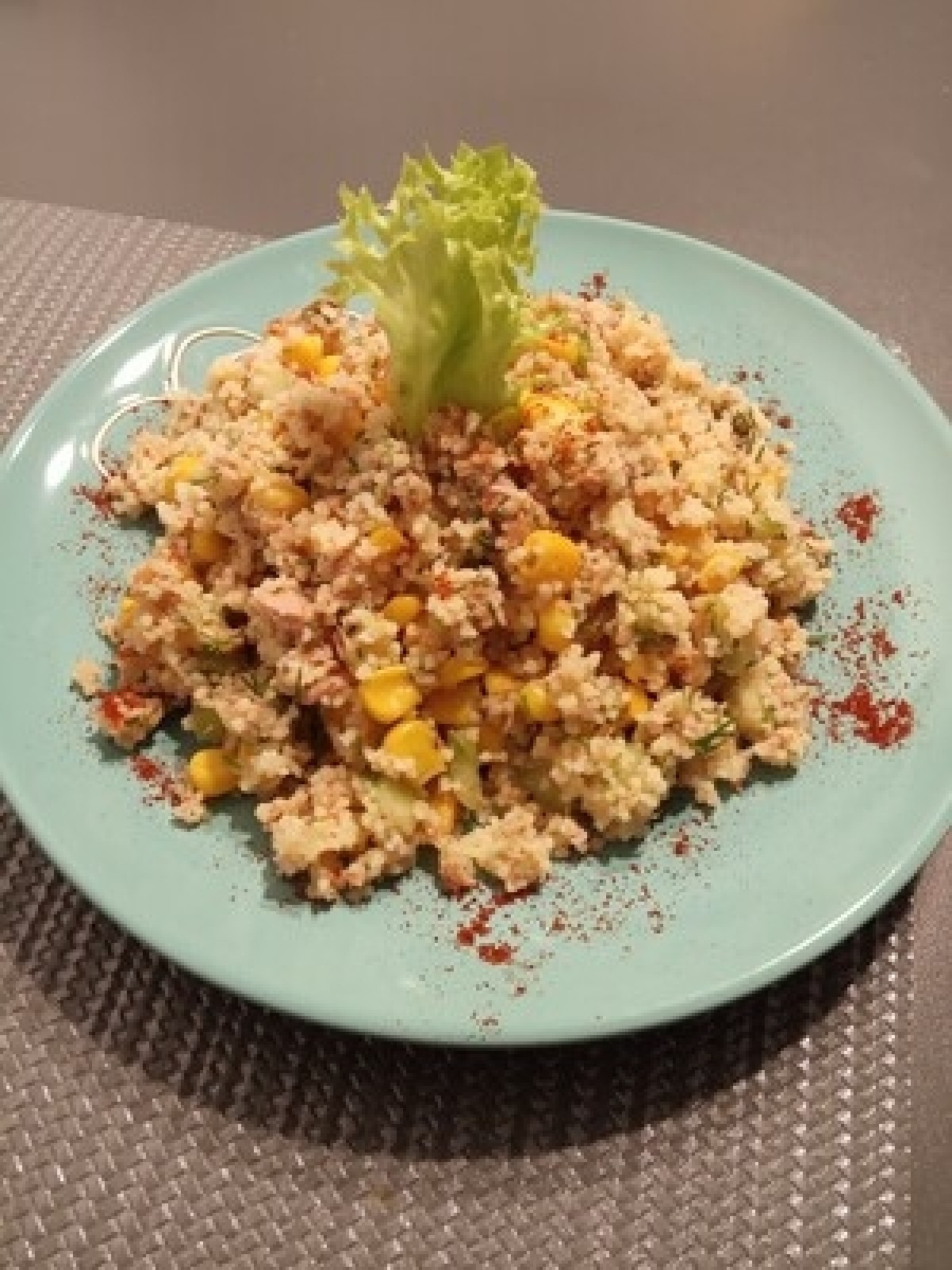 Couscoussalat mit Thunfisch und Dill