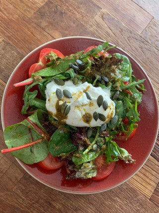 Tomaten carpaccio met burrata (Lisa 3 blz. 50)