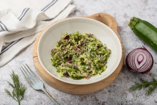 Courgette and dill salad