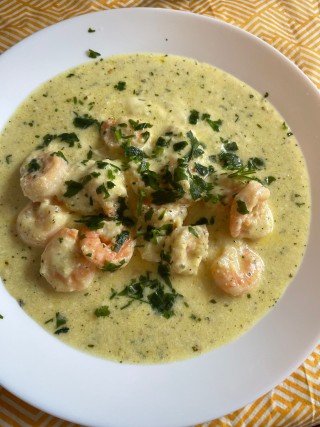 Creamy Garlic Prawns