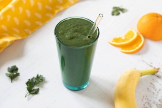 Banana, apple, orange and spirulina cocktail