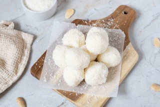 Keto balletjes a'la Raffaello