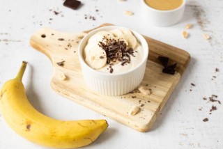 Protein nut cream with banana