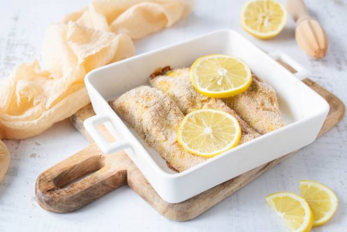 Baked carp in lemon breadcrumbs