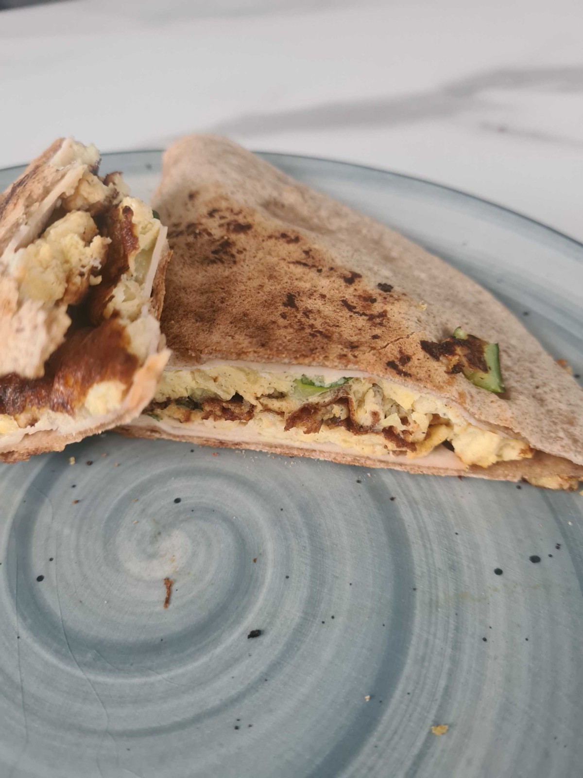 Vollkorn Tortilla Früchstücks Wrap mit viel Eiweiß
