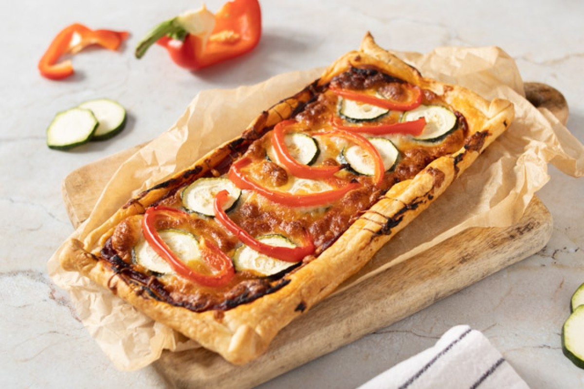 Pizza végétarienne à la pâte feuilletée