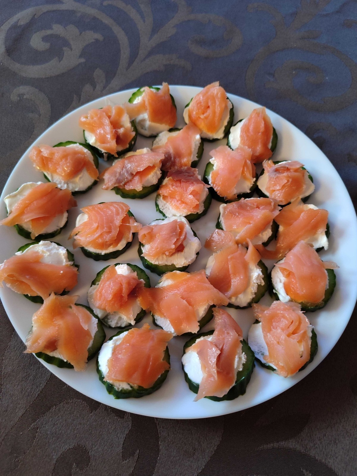 Apéro concombre-Philadelphia-saumon