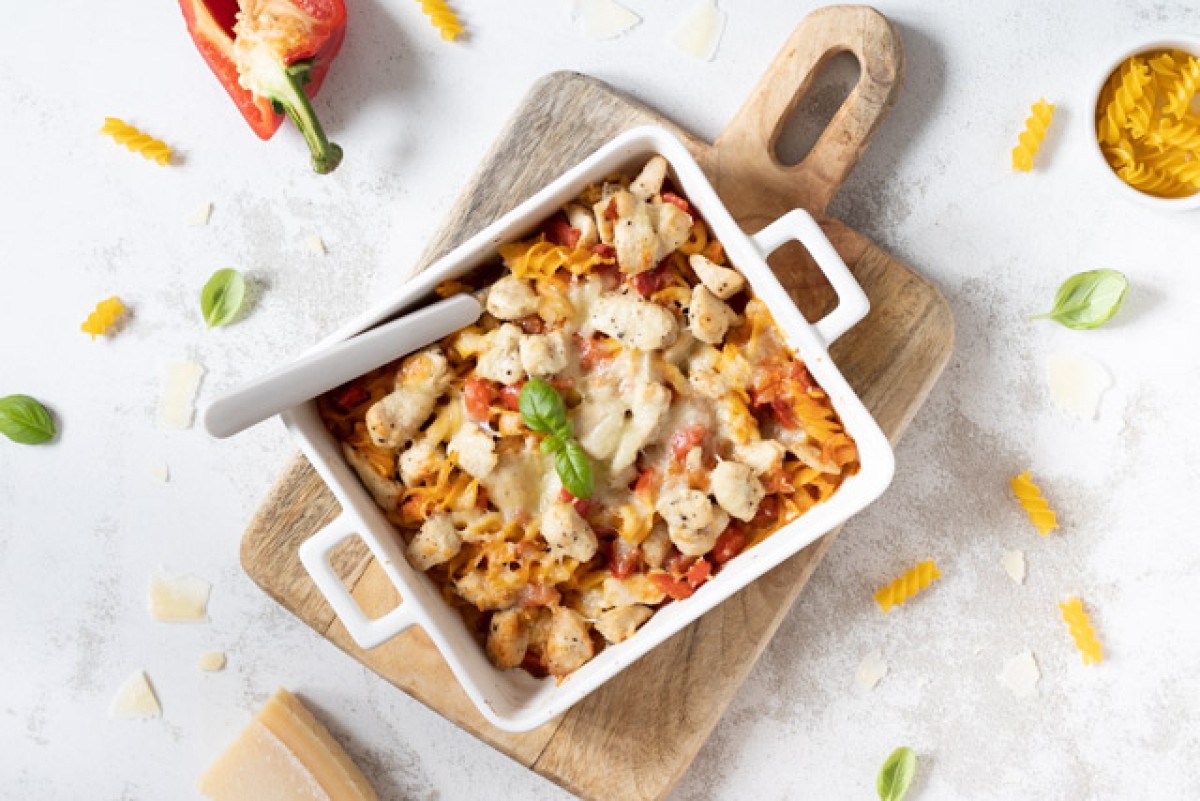 Gluten-free pasta bake with chicken and parmesan