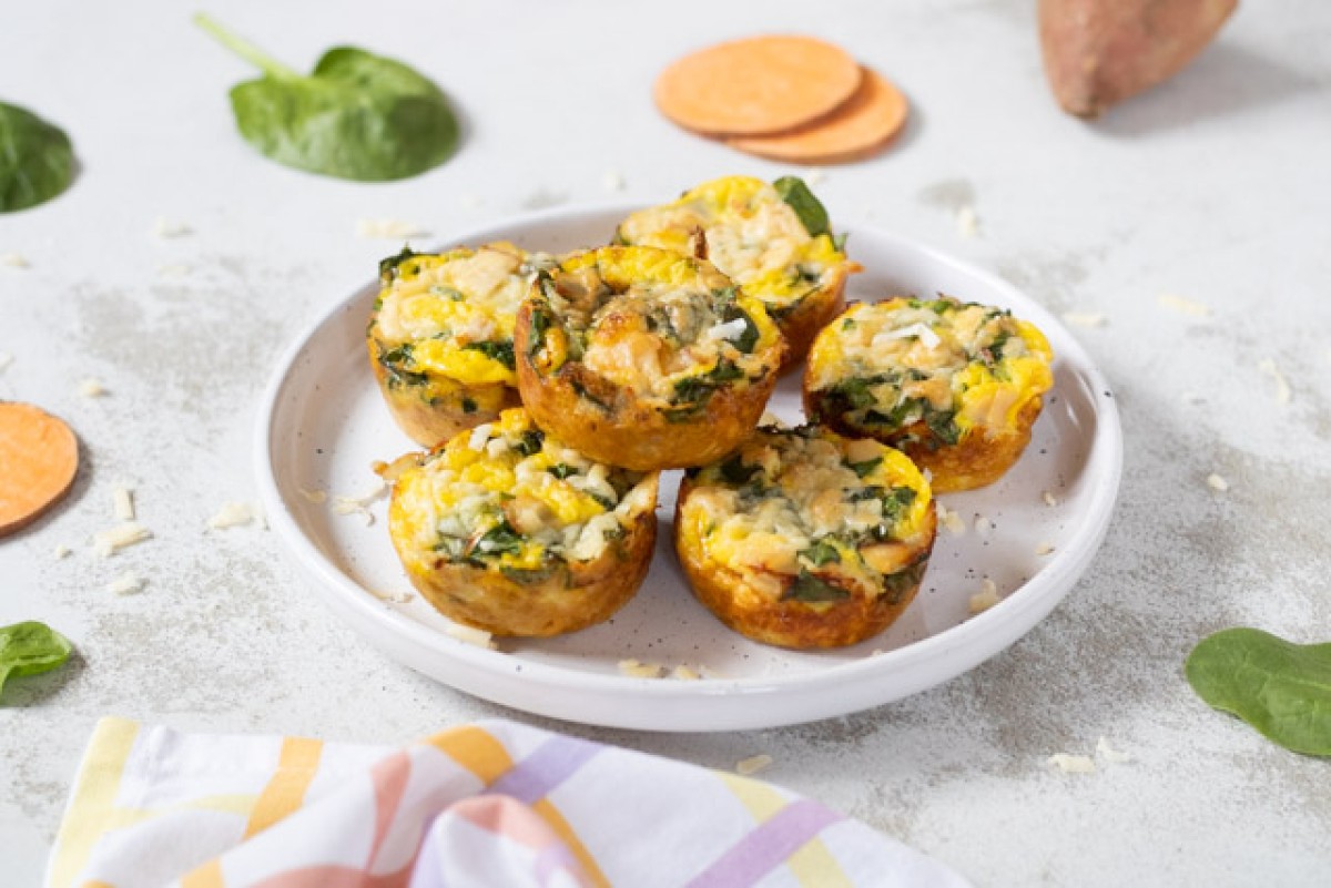 Sweet potato breakfast egg muffins with ham and spinach
