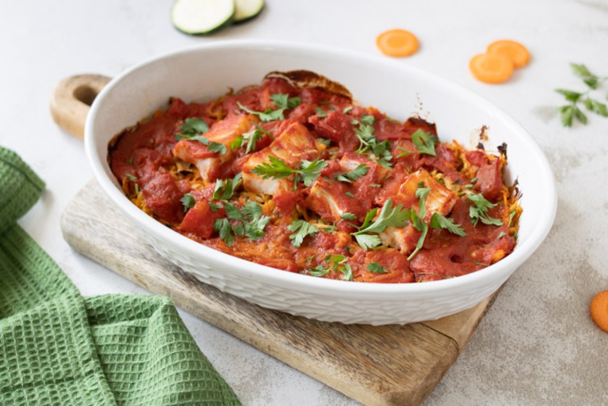 Cassolette de morue et légumes aux tomates