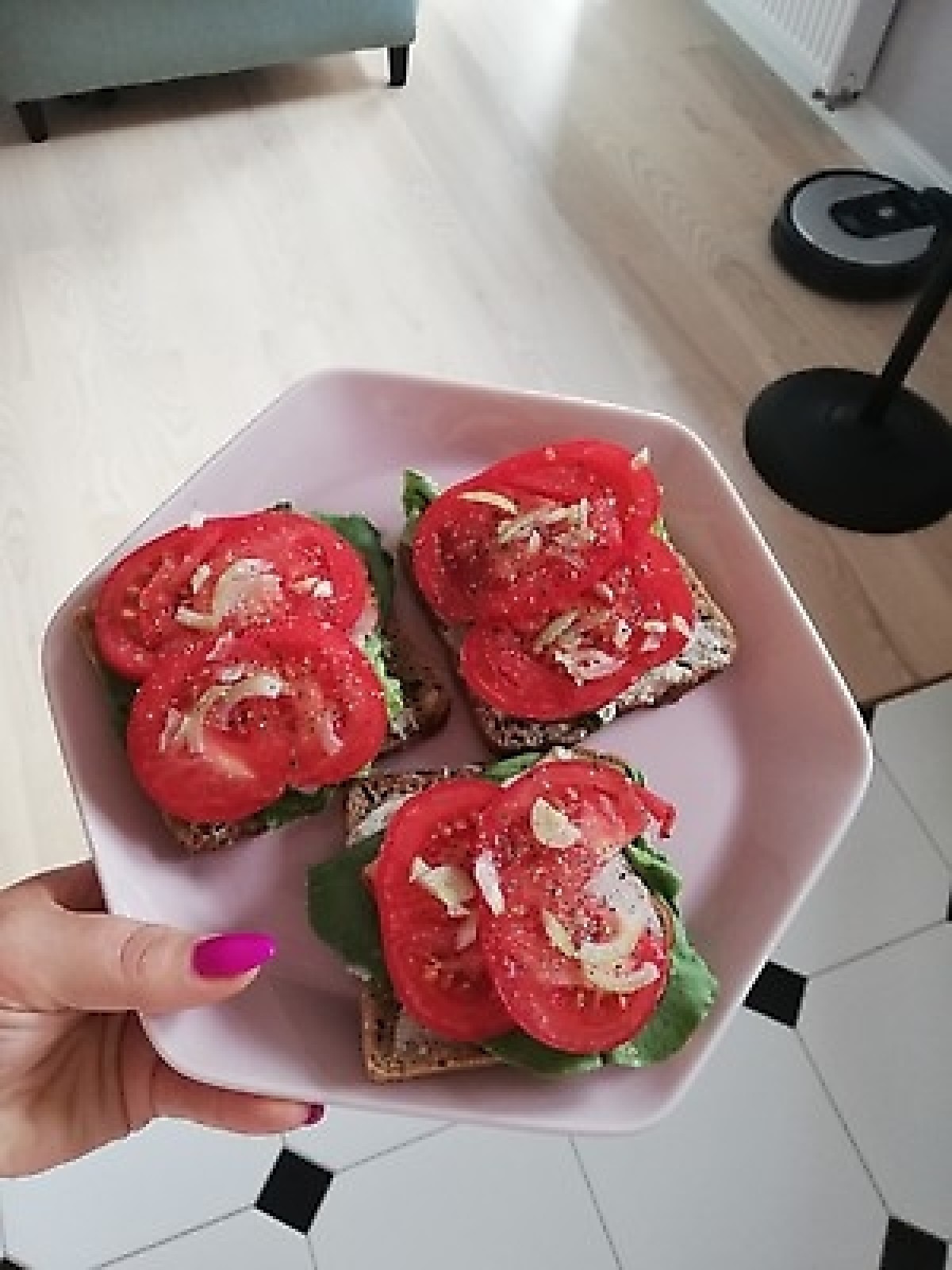 Przepis na Kanapka z sałatą i szynką