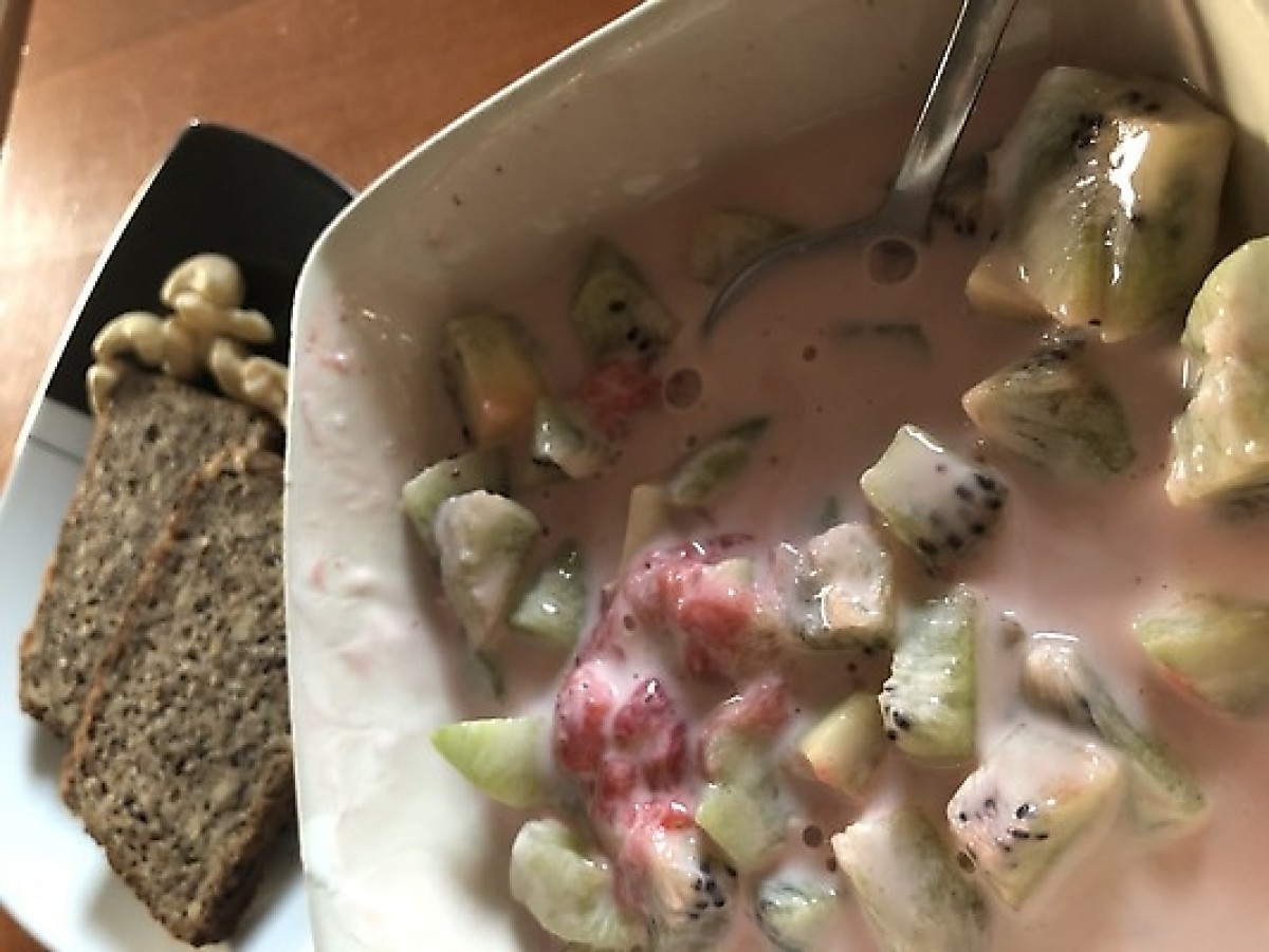 Przepis na Kanapka z koktajlem owocowym