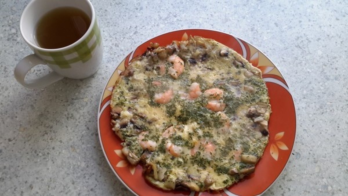 Przepis na Omlet z krewetkami i pieczarkami