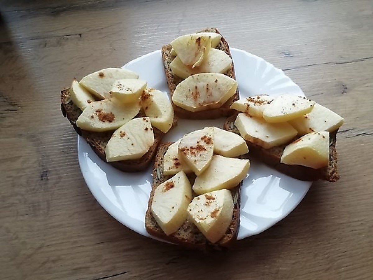 Przepis na Grzanki z jabłkami