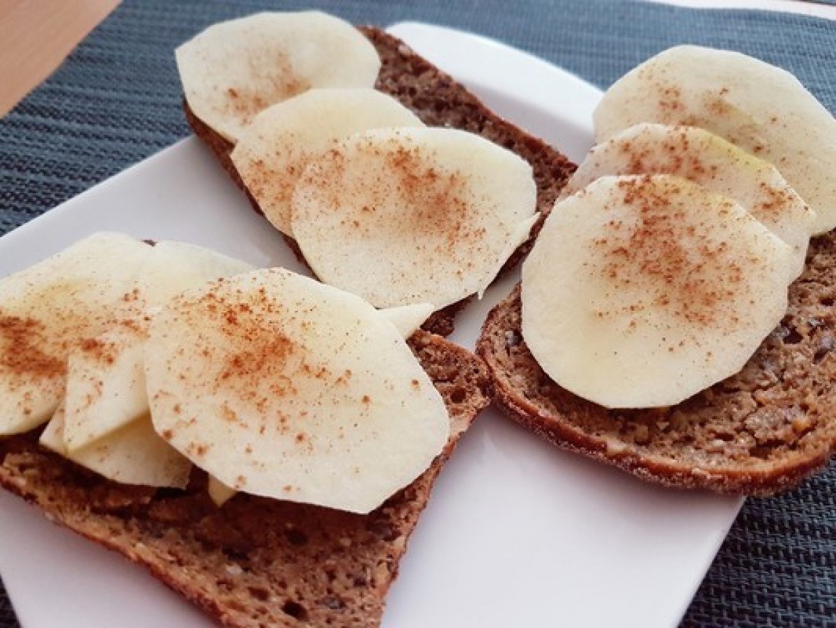 Przepis na Grzanki z jabłkami